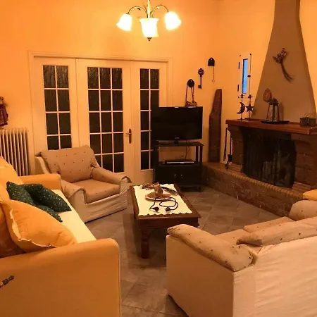 Amarynthos Guest House * أمارنثوس
