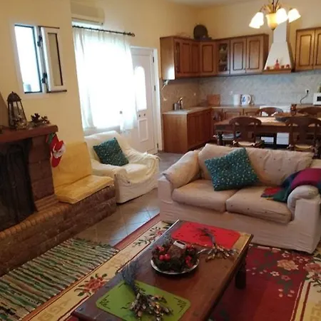 بيت للعطل Amarynthos Guest House